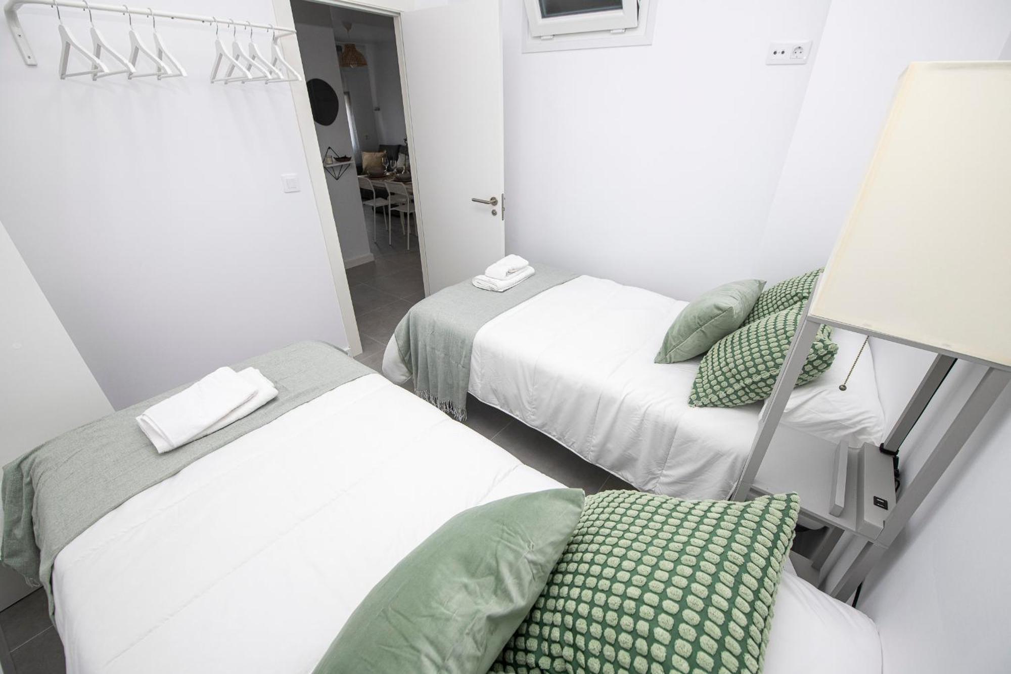 Apartamento O Tranvia En El Centro De フィニステレ エクステリア 写真